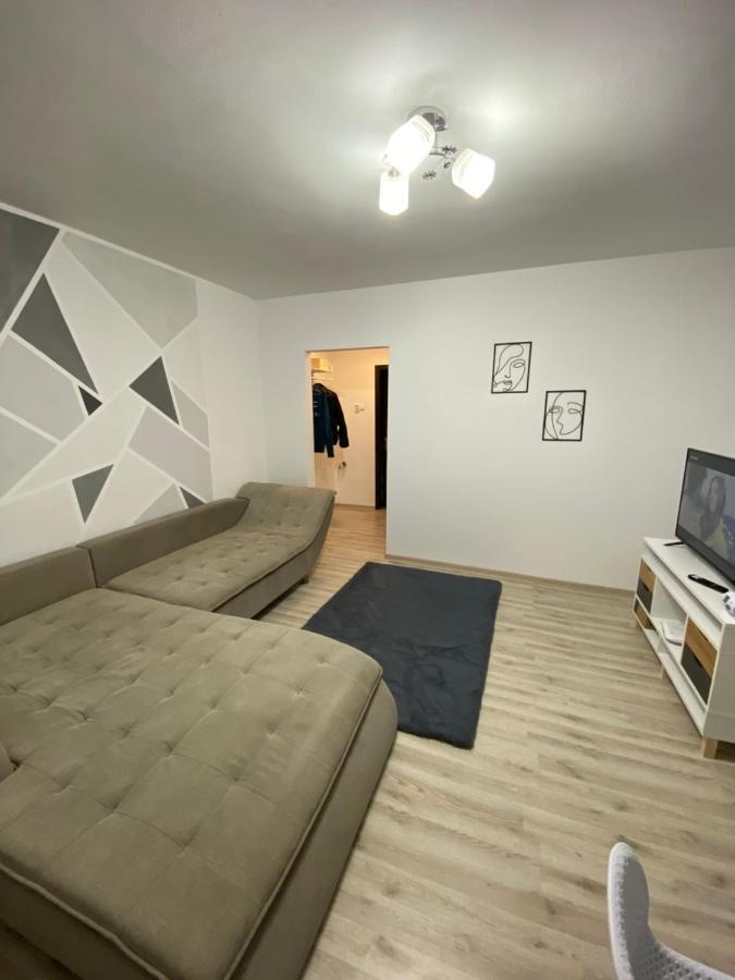 Cazare Petrosani Apartment Exterior foto